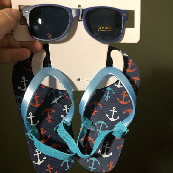 Boy Sunglasses & flip flops set 0-3 years - Picture 1 of 2